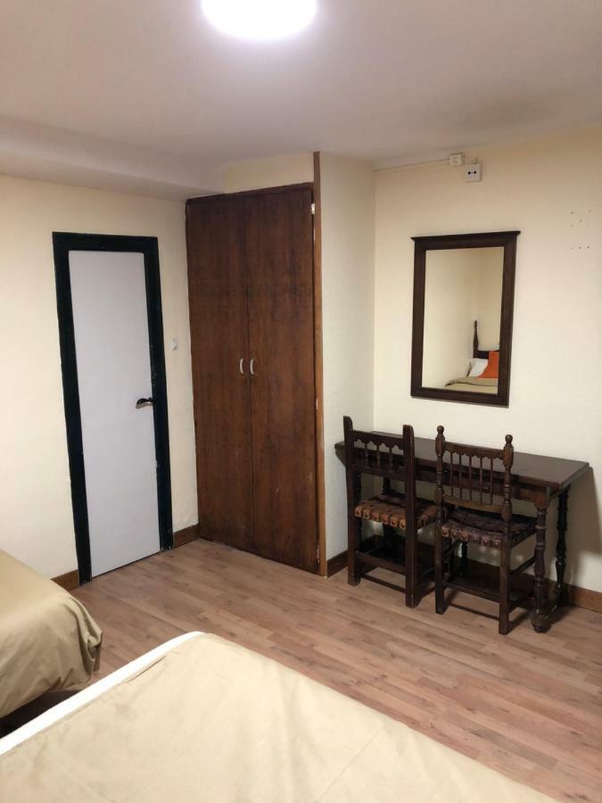 Hostal Di Verena Пучсерда Экстерьер фото
