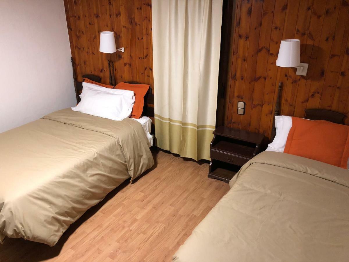 Hostal Di Verena Пучсерда Экстерьер фото