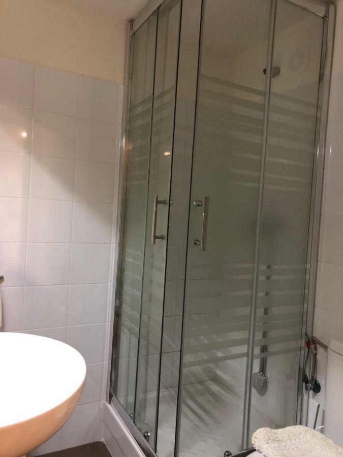 Hostal Di Verena Пучсерда Экстерьер фото
