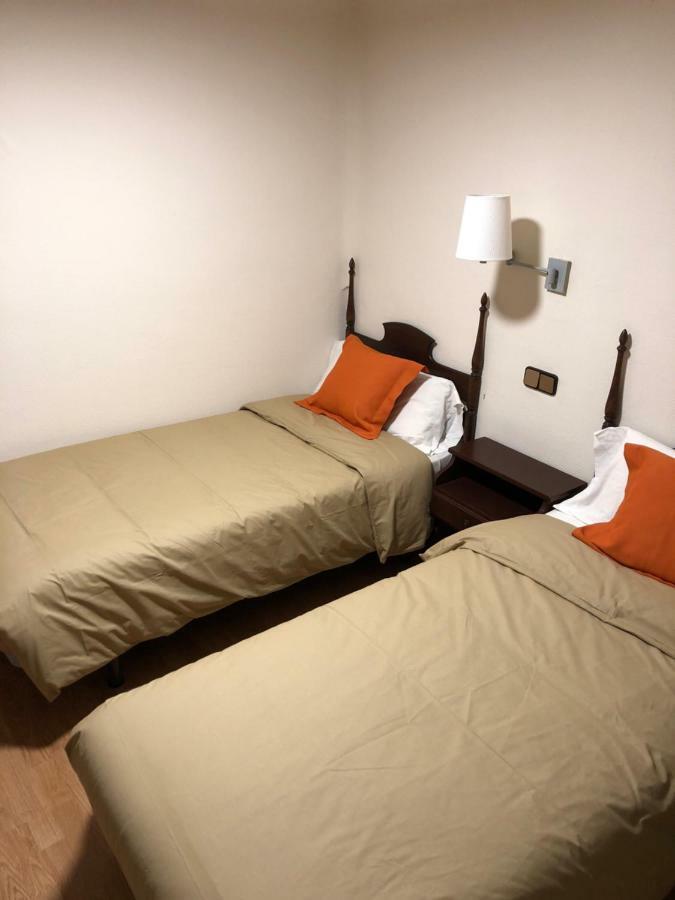 Hostal Di Verena Пучсерда Экстерьер фото