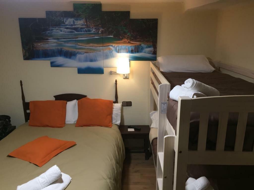 Hostal Di Verena Пучсерда Экстерьер фото